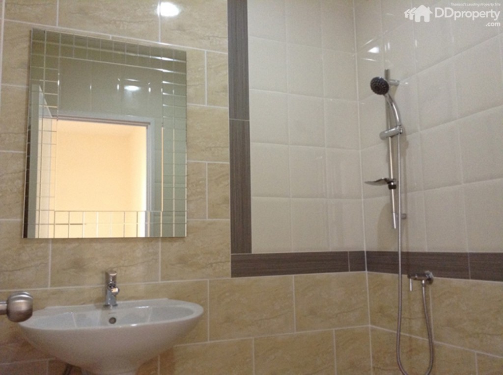 Golden Town Rattanathibet â Bangplup44-041